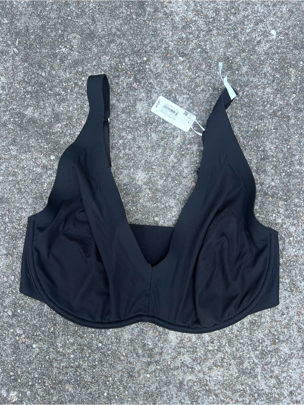 NWT Aerie Smoothez Unlined Black Underwire Bikini Top Deep Plunge 36DDD